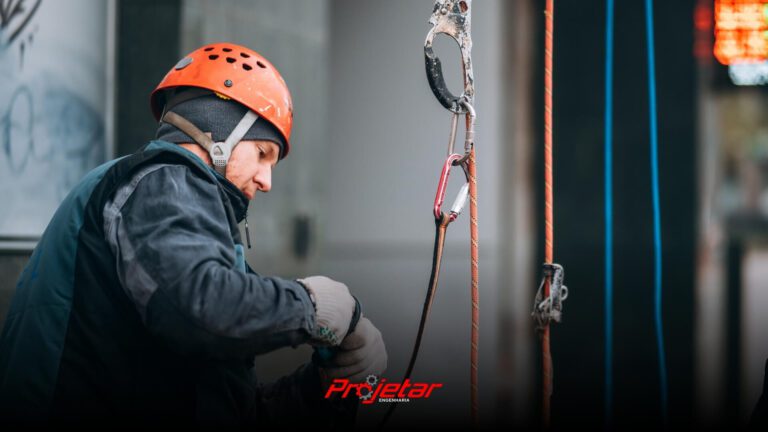 Curso NR 35 (Trabalho em Altura) em Passo Fundo - Segurança do Trabalho em Passo Fundo - Projetar Engenharia